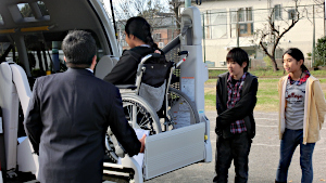 5年 福祉車両 車椅子体験