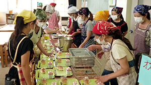 給食試食会