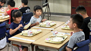 ハマの味“サンマー”丼の具