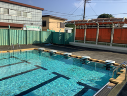 清掃済みなプール