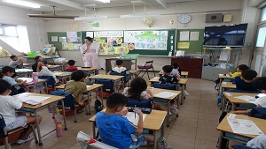 着衣水泳