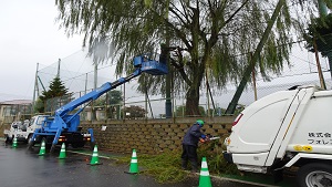 着衣水泳