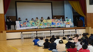 着衣水泳